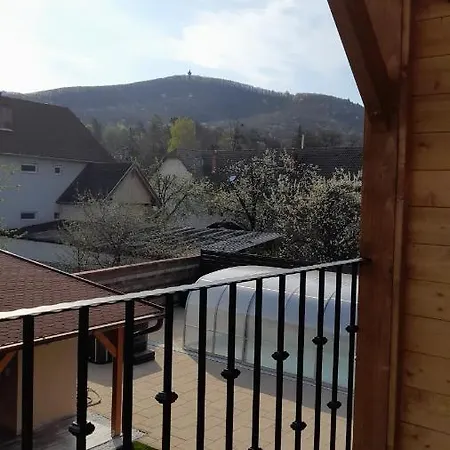 Kincsem Vendeghaz *