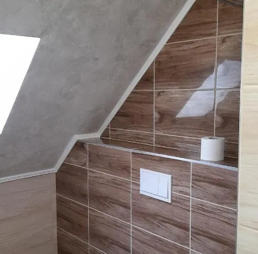 Kincsem Vendeghaz 3*