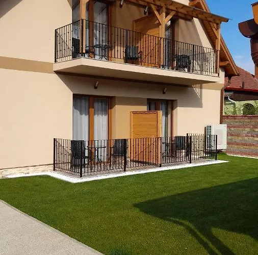 Kincsem Vendeghaz Gasthof